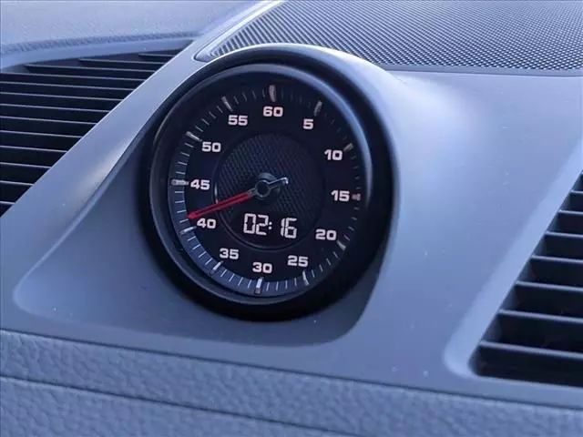 2022 PORSCHE CAYENNE SPORT UTILITY 4D