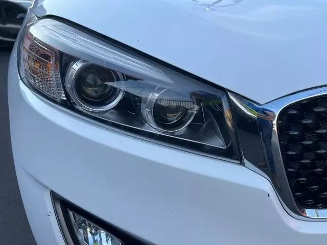 2016 KIA SORENTO EX SPORT UTILITY 4D