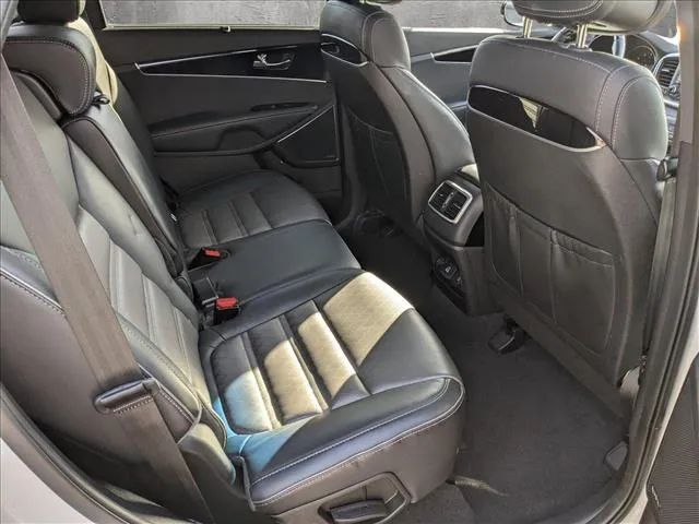 2016 KIA SORENTO LIMITED-SXL SPORT UTILITY 4D