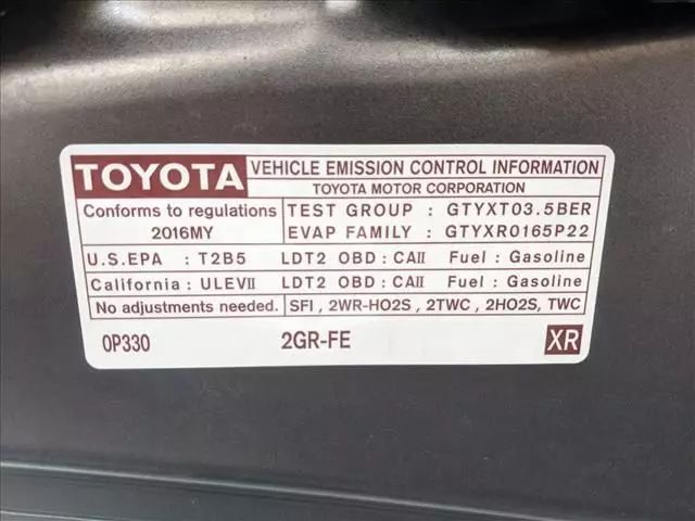 2016 TOYOTA SIENNA SE MINIVAN 4D
