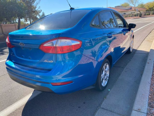 Image 6 of 2014 FORD FIESTA