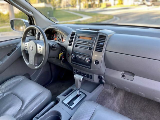 2010 NISSAN FRONTIER CREW CAB LE PICKUP 4D 5 FT