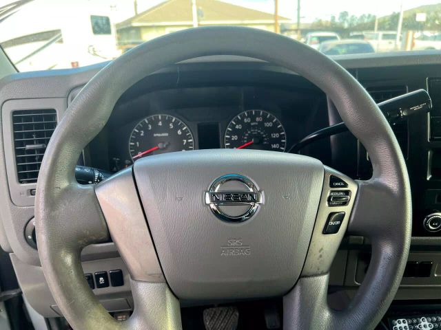 2016 NISSAN NV3500 HD PASSENGER SV VAN 3D