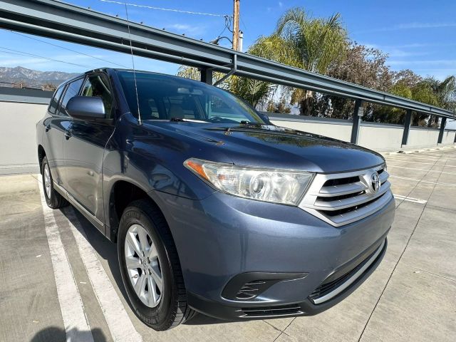 2011 TOYOTA HIGHLANDER SE SPORT UTILITY 4D