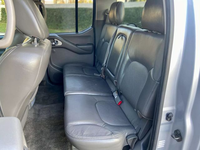 2010 NISSAN FRONTIER CREW CAB LE PICKUP 4D 5 FT