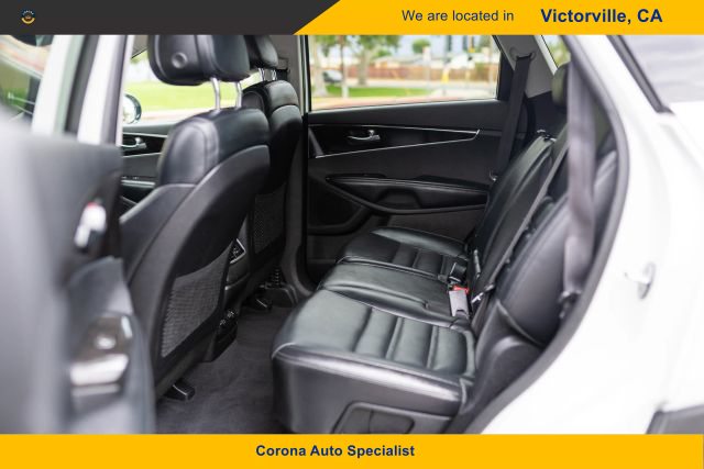 2016 Kia Sorento - Image 10