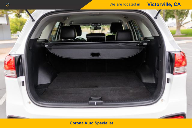 2016 Kia Sorento - Image 11