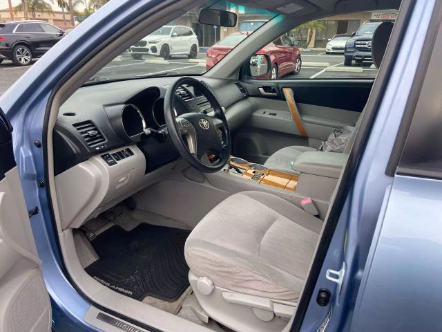 2010 TOYOTA HIGHLANDER HYBRID SPORT UTILITY 4D