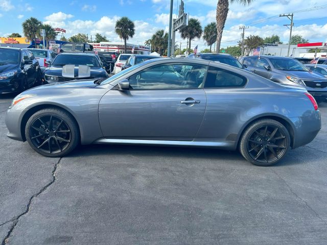 2014 Infiniti Q60 Coupe 2d - Image 24