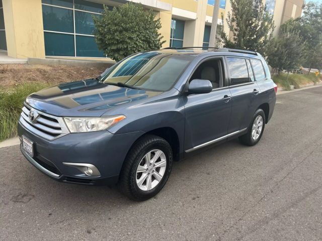 2013 TOYOTA HIGHLANDER SPORT UTILITY 4D