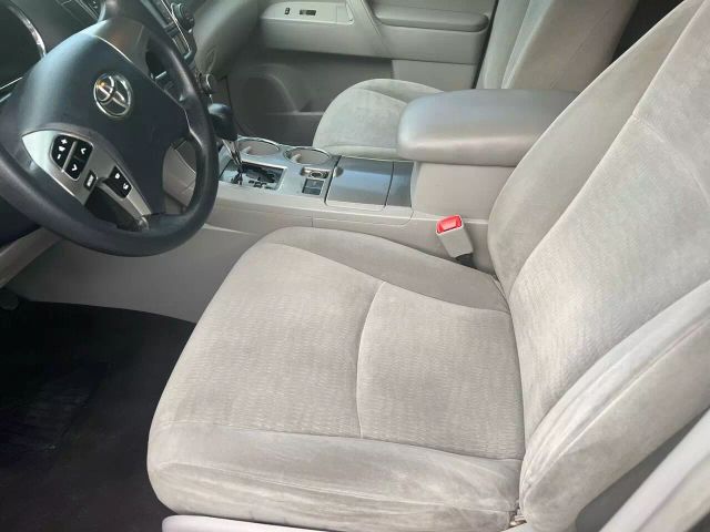 2013 TOYOTA HIGHLANDER SPORT UTILITY 4D