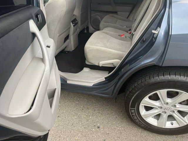2013 TOYOTA HIGHLANDER SPORT UTILITY 4D