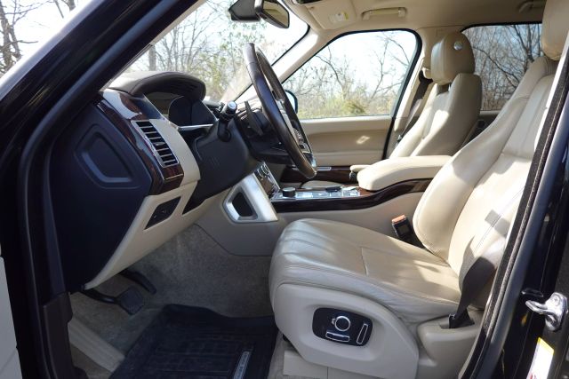 2016 Land Rover Range Rover - Image 9