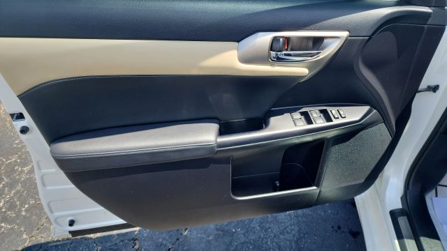 2015 Lexus Ct - Image 9