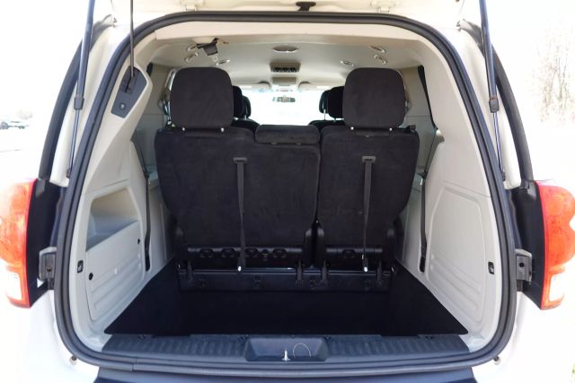 2013 Dodge Grand Caravan Passenger - Image 5