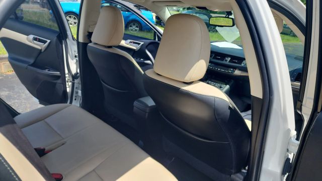 2015 Lexus Ct - Image 23