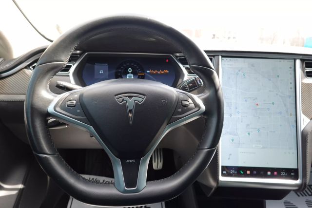 2013 Tesla Model S - Image 16