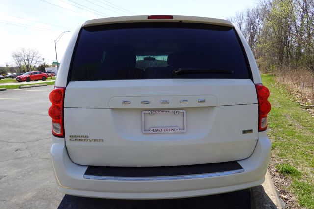 2013 Dodge Grand Caravan Passenger - Image 4