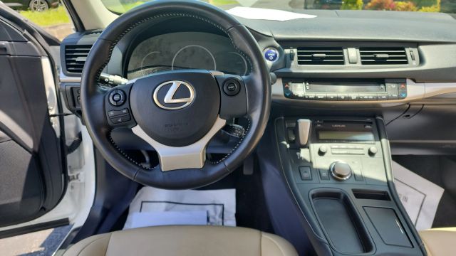 2015 Lexus Ct - Image 10