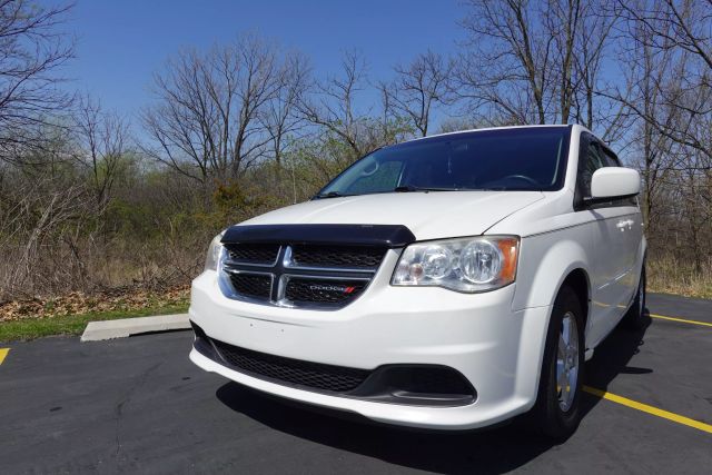2013 Dodge Grand Caravan Passenger - Image 1