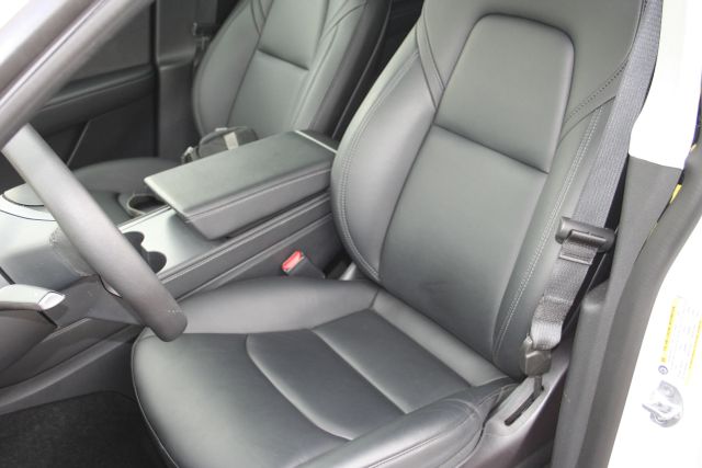 2022 Tesla Model Y - Image 30