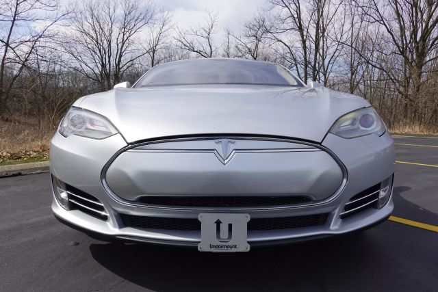 2013 Tesla Model S - Image 2