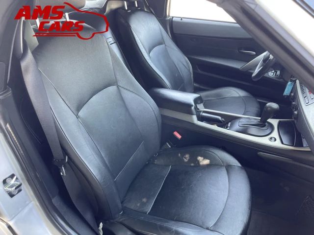 2005 Bmw Z4 - Image 11