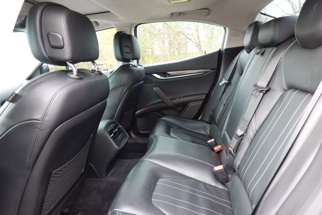 2016 Maserati Ghibli - Image 16