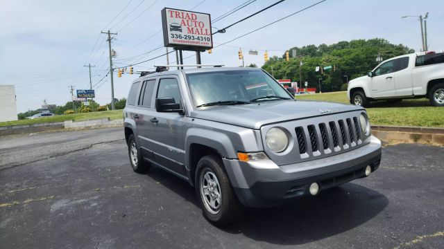 2014 Jeep Patriot - Image 3