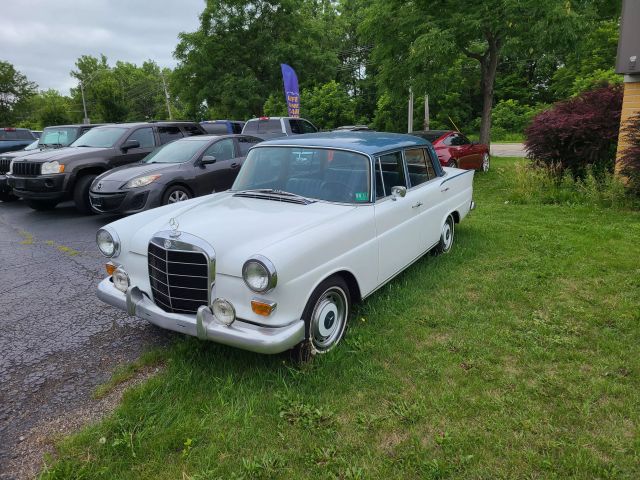 1967 Mercedes 200d - Image 1