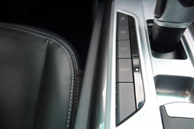 2016 Maserati Ghibli - Image 14