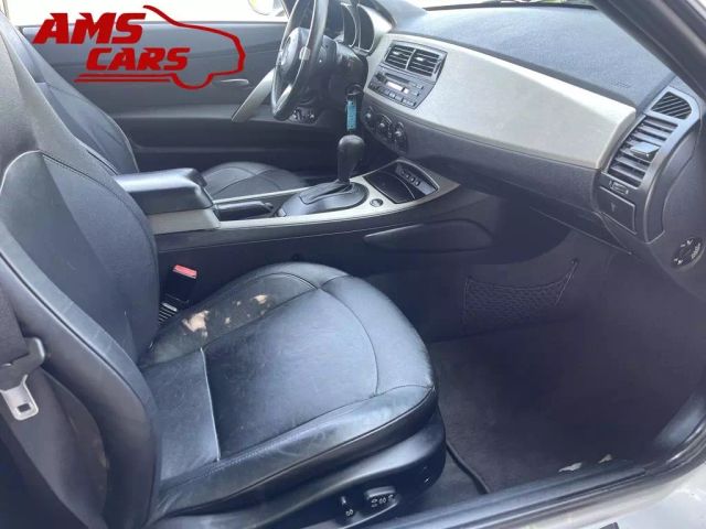 2005 Bmw Z4 - Image 10