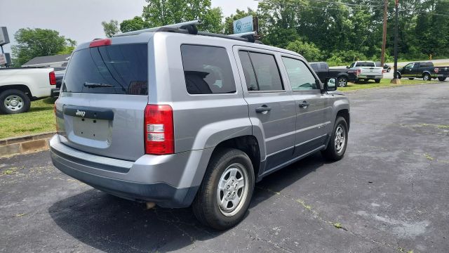 2014 Jeep Patriot - Image 5