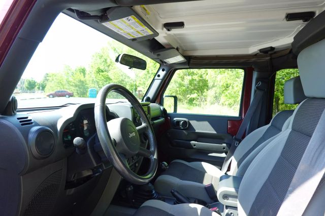 2007 Jeep Wrangler - Image 8