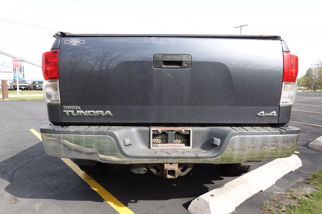 2010 Toyota Tundra Double Cab - Image 6
