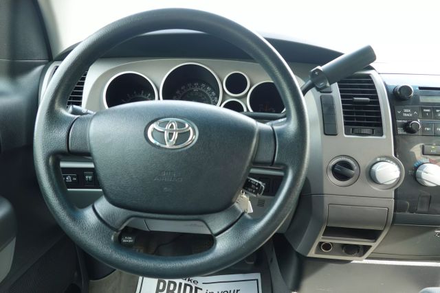 2010 Toyota Tundra Double Cab - Image 10