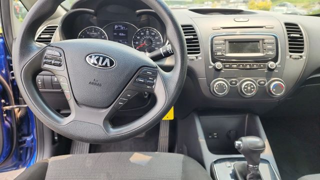 2018 Kia Forte - Image 10