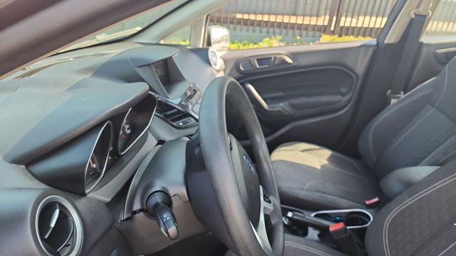 2019 Ford Fiesta - Image 11