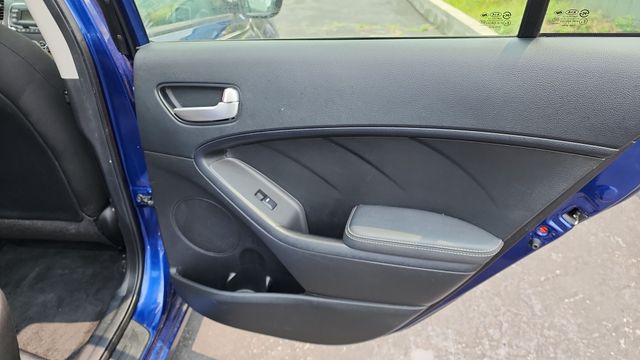 2018 Kia Forte - Image 17