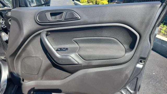 2019 Ford Fiesta - Image 12
