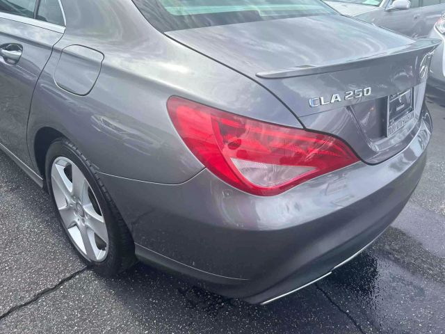 2017 Mercedes-benz Cla Cla 250 4matic Coupe 4d - Image 8