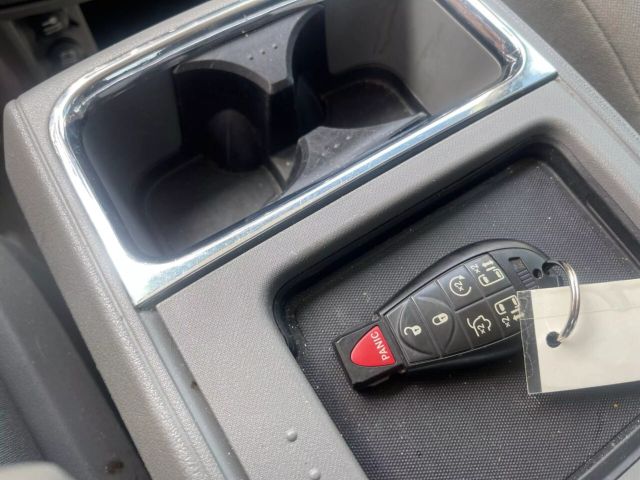 2010 CHRYSLER TOWN & COUNTRY PASSENGER SILVER AUTOMATIC - Elite Automall LLC in Tavares,FL,28.81693, -81.72783