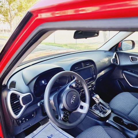 2021 Kia Soul - Image 18