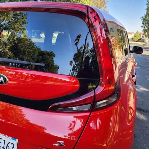 2021 Kia Soul - Image 14