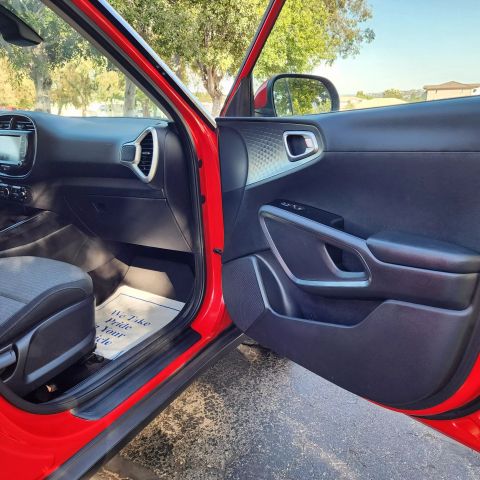2021 Kia Soul - Image 33
