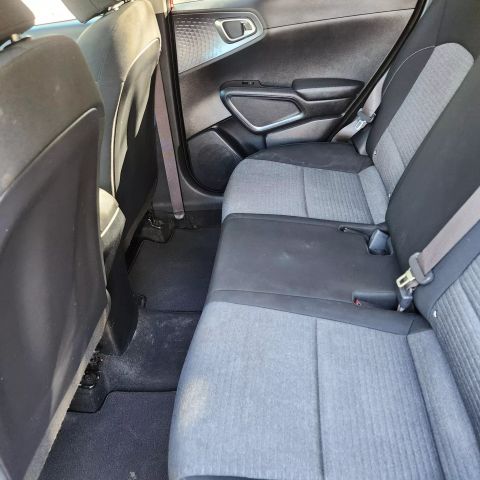 2021 Kia Soul - Image 38