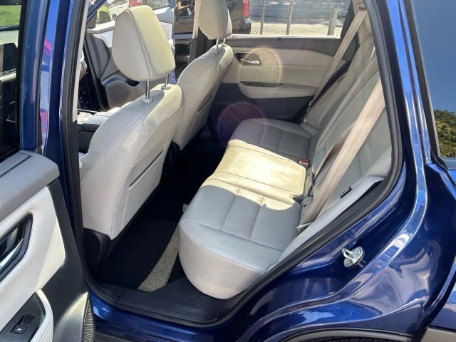 2021 Nissan Rogue - Image 16