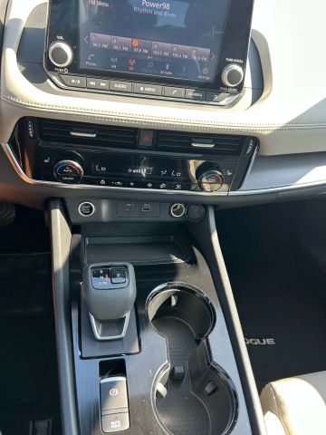 2021 Nissan Rogue - Image 27