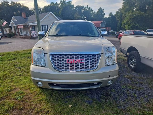 2013 GMC YUKON SUV V8, FLEX FUEL, 5.3 LITER SLT SPORT UTILITY 4D at Automotive Experts in West Columbia, SC  33.97881747205648, -81.11878200237658
