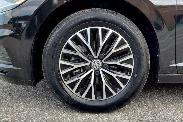 2021 Volkswagen Jetta - Image 22